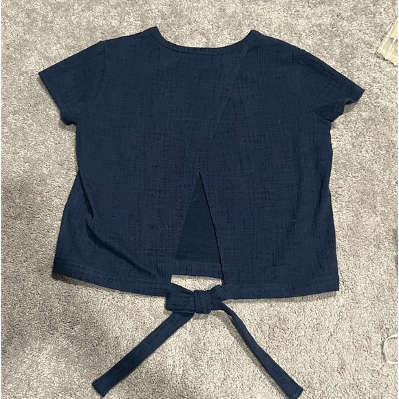 Blue Top - Picture 2 of 2